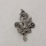 865 2124 BROOCH